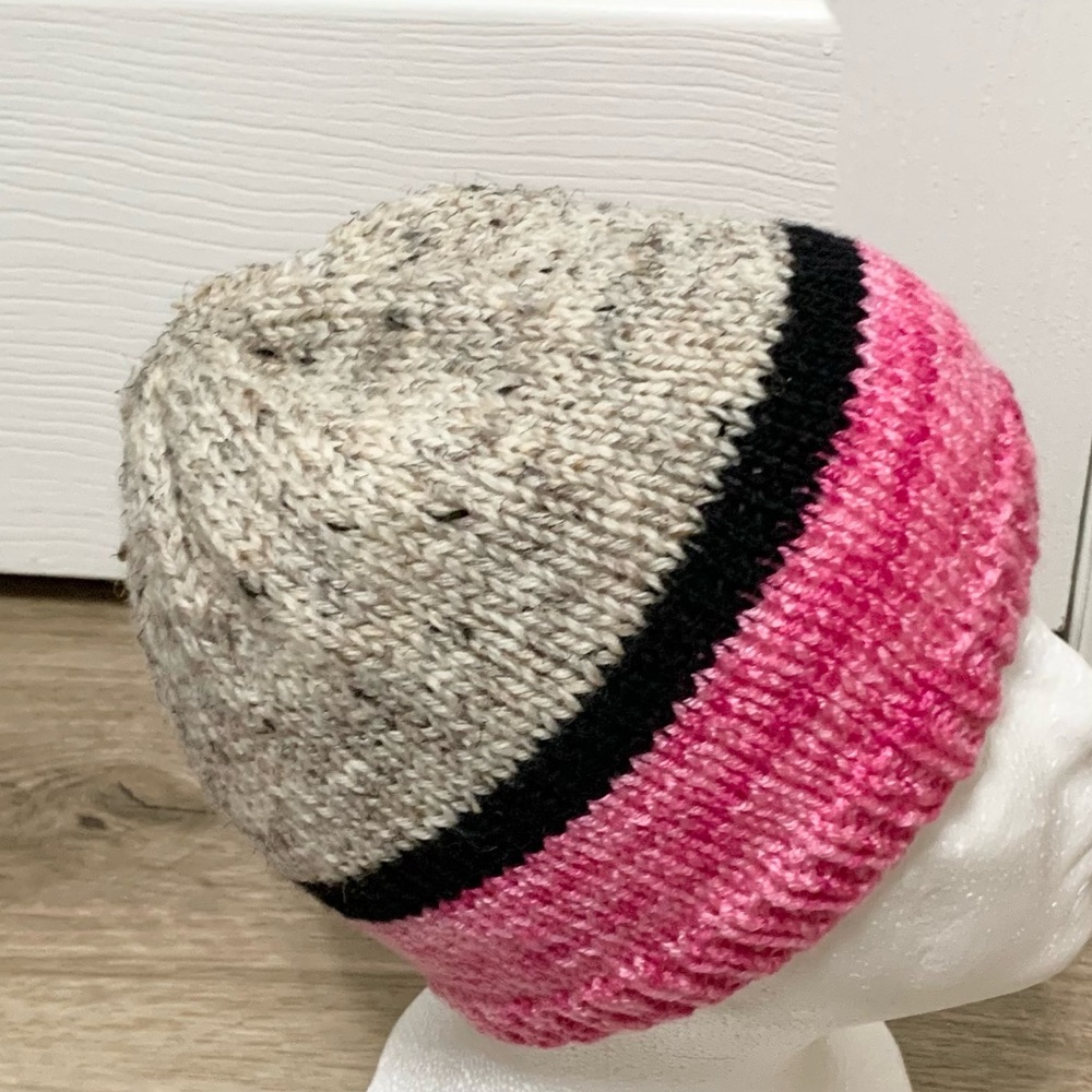 Homemade Hand Knit Beanie Hat OSFM NEW